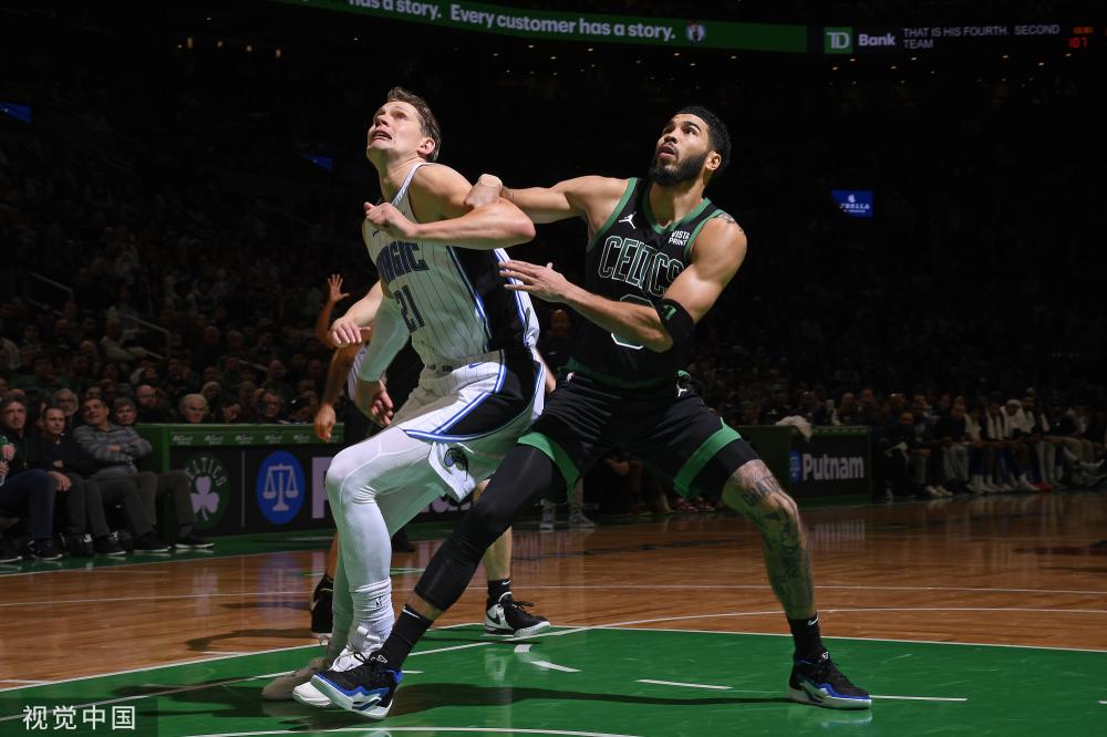 球队防线形 球队防线形