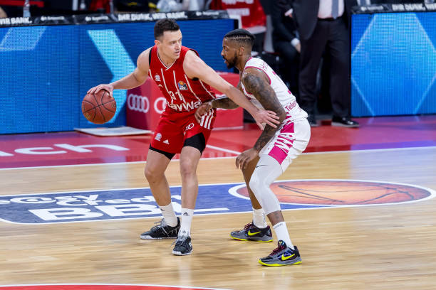 斯被判点 斯被判点