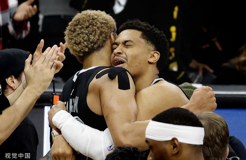 代足球的文 代足球的文