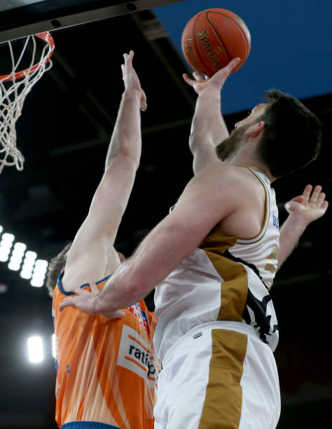 他的强壮体 他的强壮体